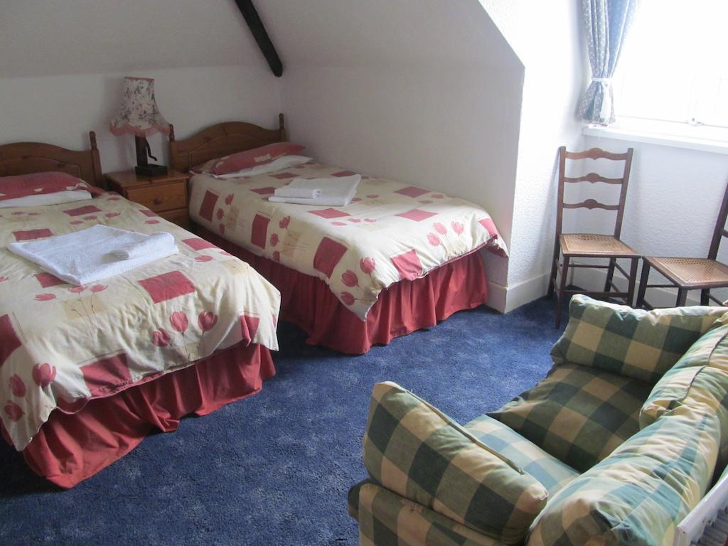 Upton Cross B&B Bude Rum bild