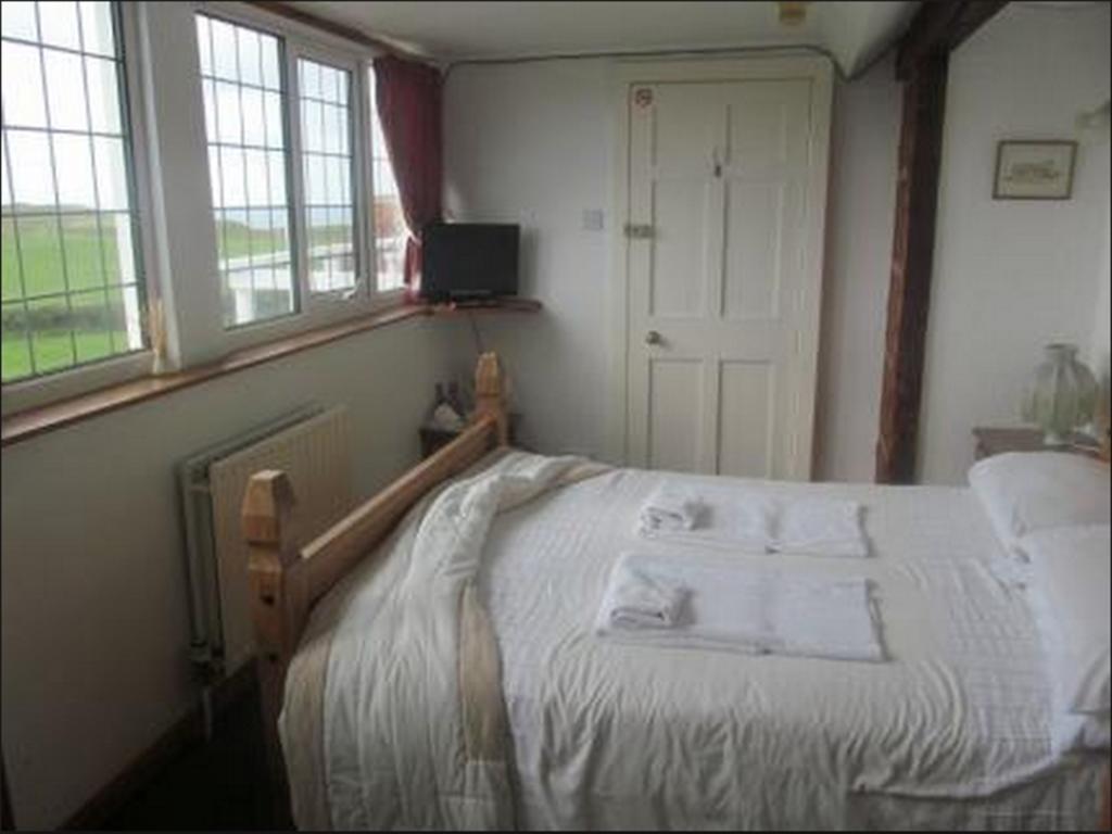 Upton Cross B&B Bude Rum bild